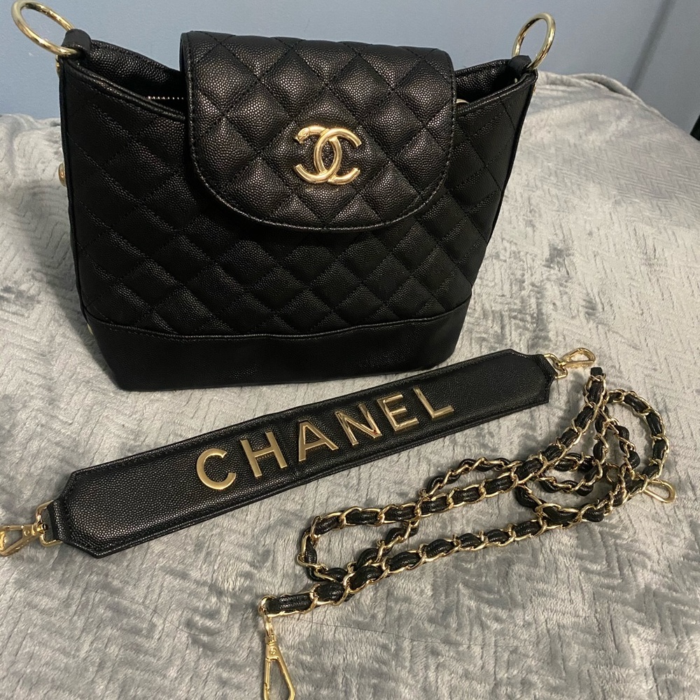 VIP Gift Handbag.